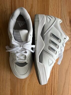 Adidas Women’s Midcity Low Top Sneaker